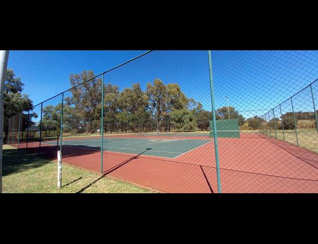 3 BEDROOM TOWNHOUSE FOR SALE IN RIVERSPRAY LIFESTYLE ESTATE